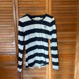 Abercrombie and Fitch long sleeved T
